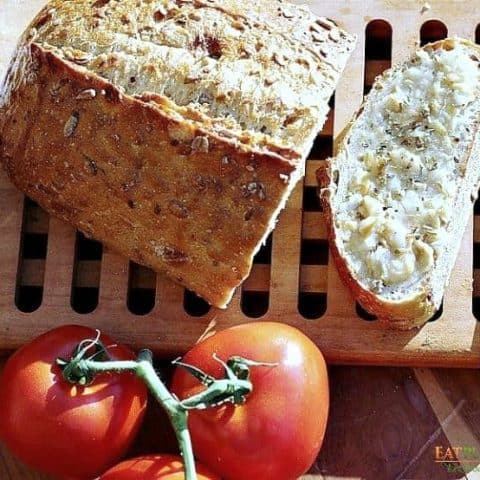 vegan Garlic butter on bread