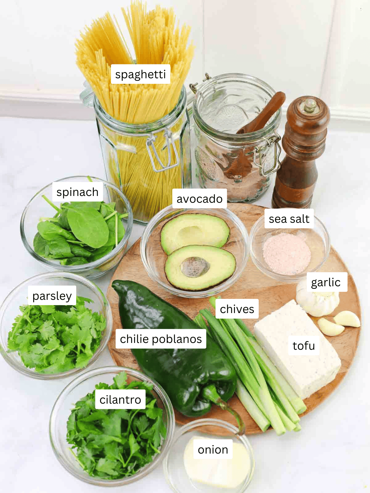 labeled ingredient photo for espagueti verde green spaghetti.